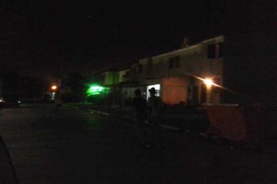 Capitanich habl� de inversi�n hist�rica y los barrios permanecen a oscuras