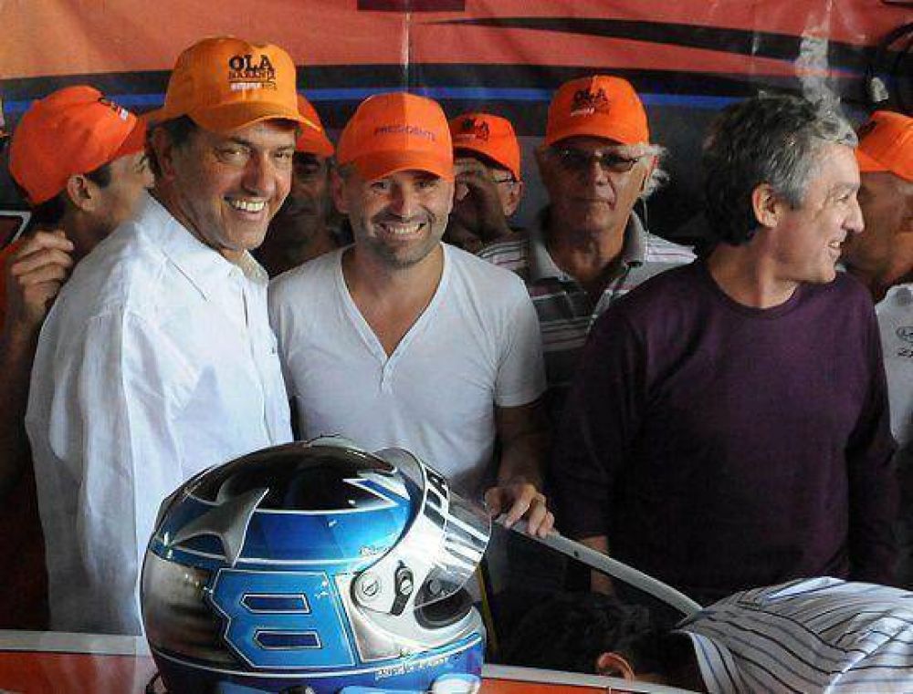 Scioli firm convenios con la ACTC