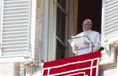 El Papa con el coraz�n en Paquist�n y en Vanuatu