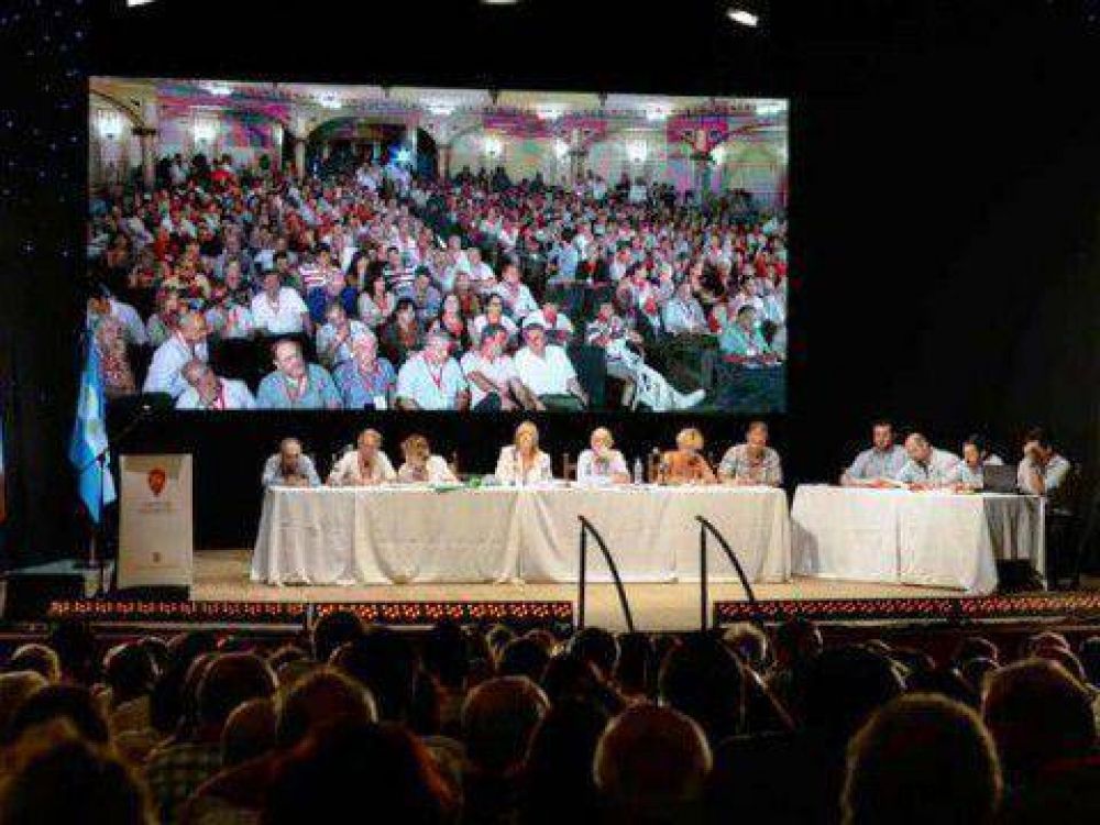 Como en Neuqu�n, UCR nacional va con el PRO