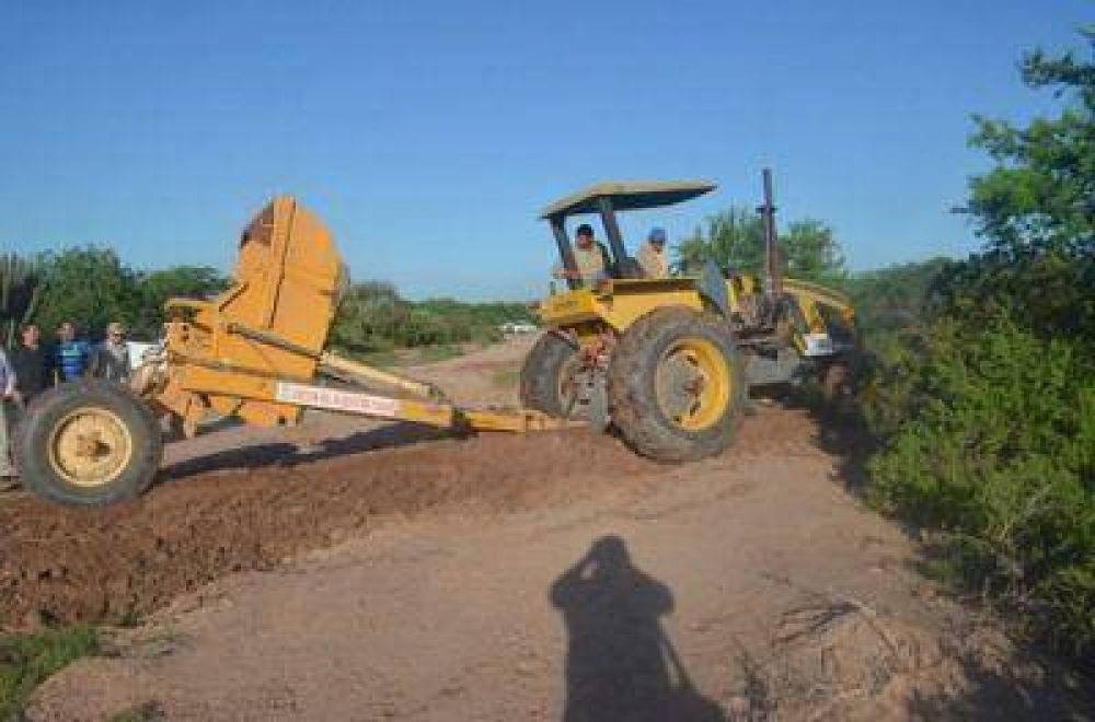 Intensifican trabajos para prevenir desbordes del Salado