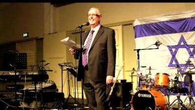 Antisemitismo: Un comendiante irland�s recibi� amenazas de muerte luego de presentarse en un evento para Israel