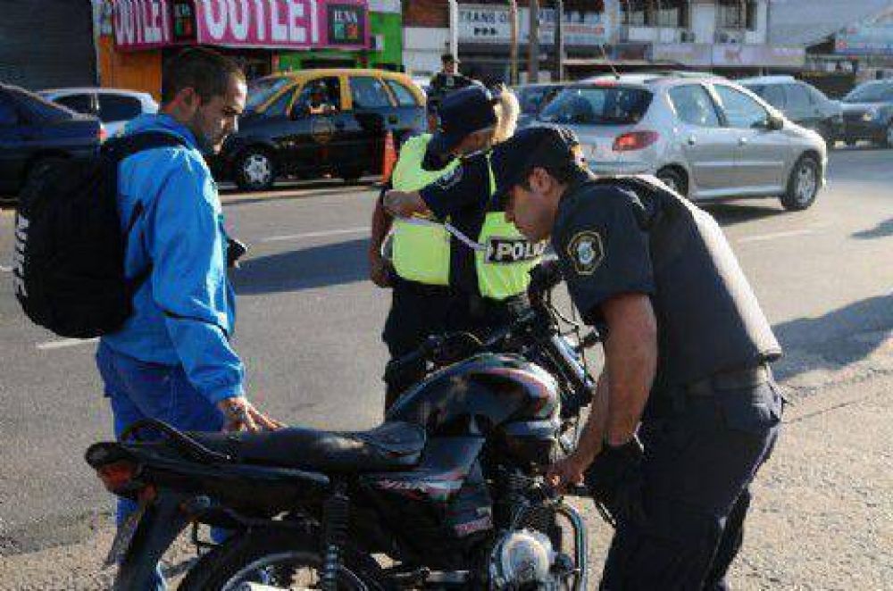 M�ltiples operativos de prevenci�n en los ingresos a la provincia y el conurbano