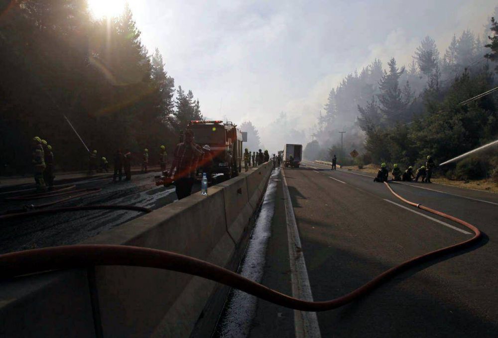 El gobierno denuncia a los responsables del incendio en Valpara�so