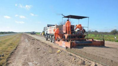 La autov�a 18 tiene m�s del 45 por ciento de avance 