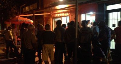 Elecciones 2015: Ante un grupo de militantes, P�ngaro lanz� su candidatura