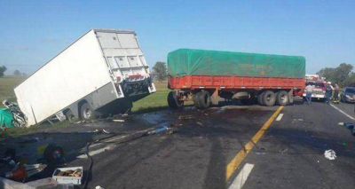 Al menos tres muertos tras un violento choque en Carmen de Areco