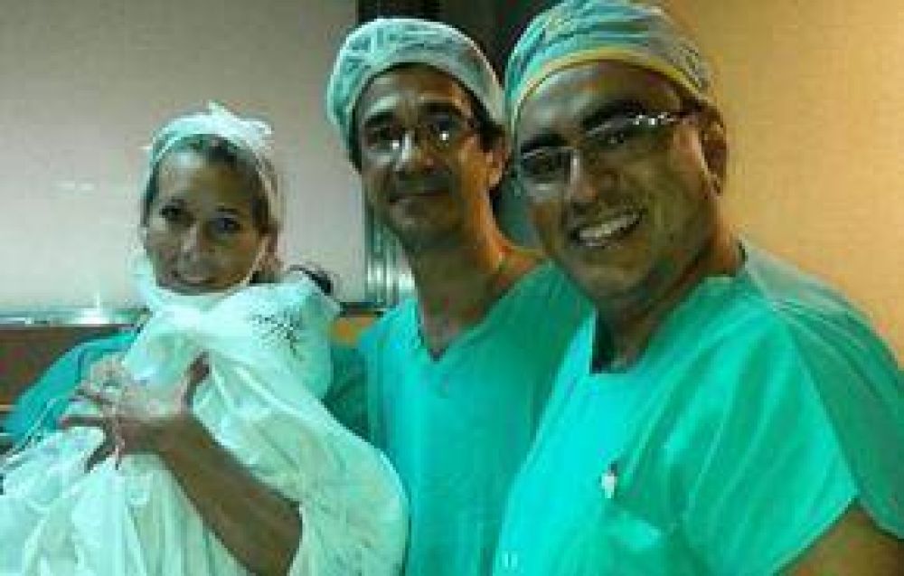 Un nene de 3 a�os podr� escuchar tras recibir un implante coclear