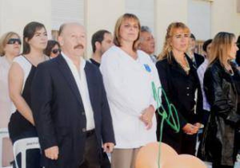 Inza: Este proyecto pol�tico apuesta fuertemente por la educaci�n