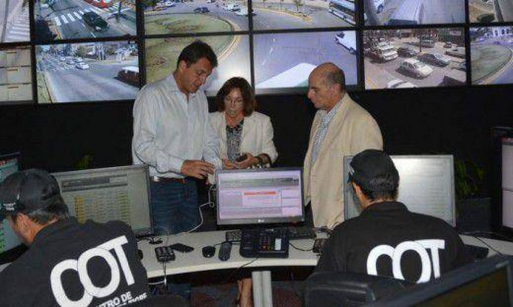 Riutort ratifica pacto con Massa: promete traer de Tigre sistema de seguridad