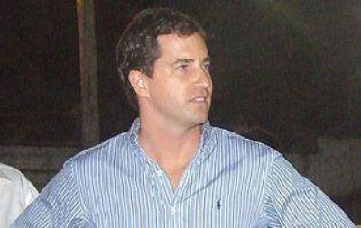 Acuerdo UCR-PRO: Van Tooren aclar� que a nivel local 
