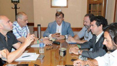 P�rez Catan reuni� a su gabinete para analizar la marcha de la ejecuci�n del presupuesto