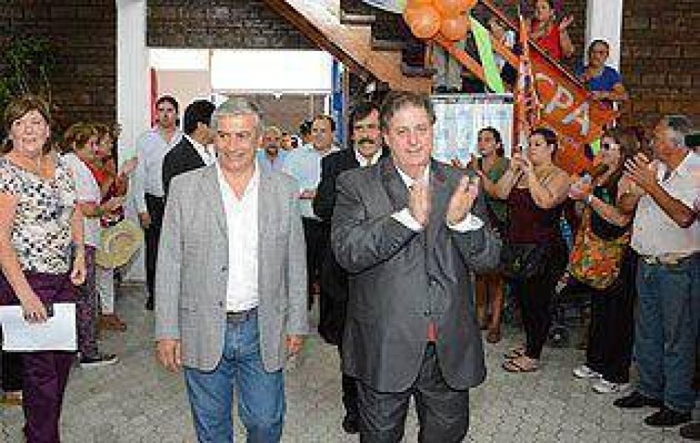 Collia y Di Sabatino inauguraron obras