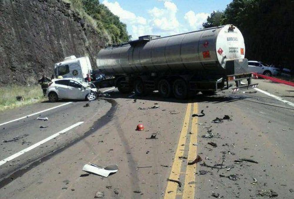 El piloto Omar Grigorszyn falleci� tras una triple colisi�n en la ruta 14 en Cerro Azul