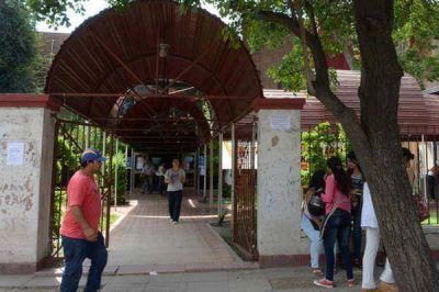 Seleccionar�n docentes para la Facultad de Medicina de la Unse