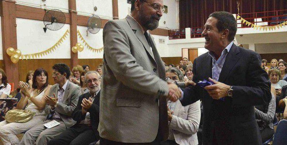 D�AZ P�REZ INVITADO DE HONOR AL ACTO POR LOS 50 A�OS DEL COLEGIO NORLAND