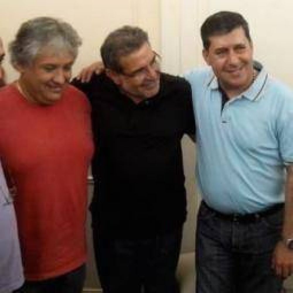 Beder pidi� no descartar una f�rmula Casas-Bosetti