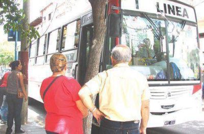 El municipio podr�a estatizar el transporte urbano