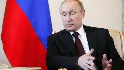 Putin reaparece tras diez d�as de misterio