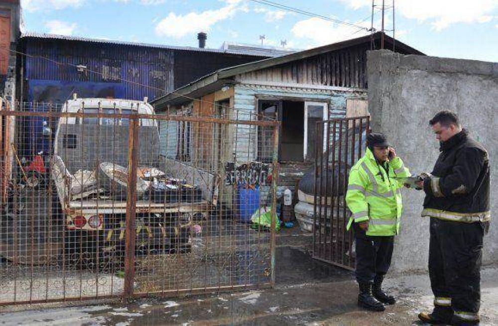 Incendio provoc� p�rdidas totales sobre una vivienda