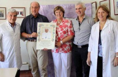El hospital Garrahan recibi� la bendici�n del papa Francisco