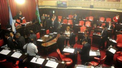 El macrismo reclama limitar la reelecci�n de los intendentes bonaerenses
