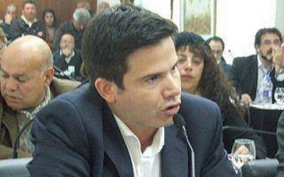 Fuentes defendi� al Municipio de las cr�ticas del FpV