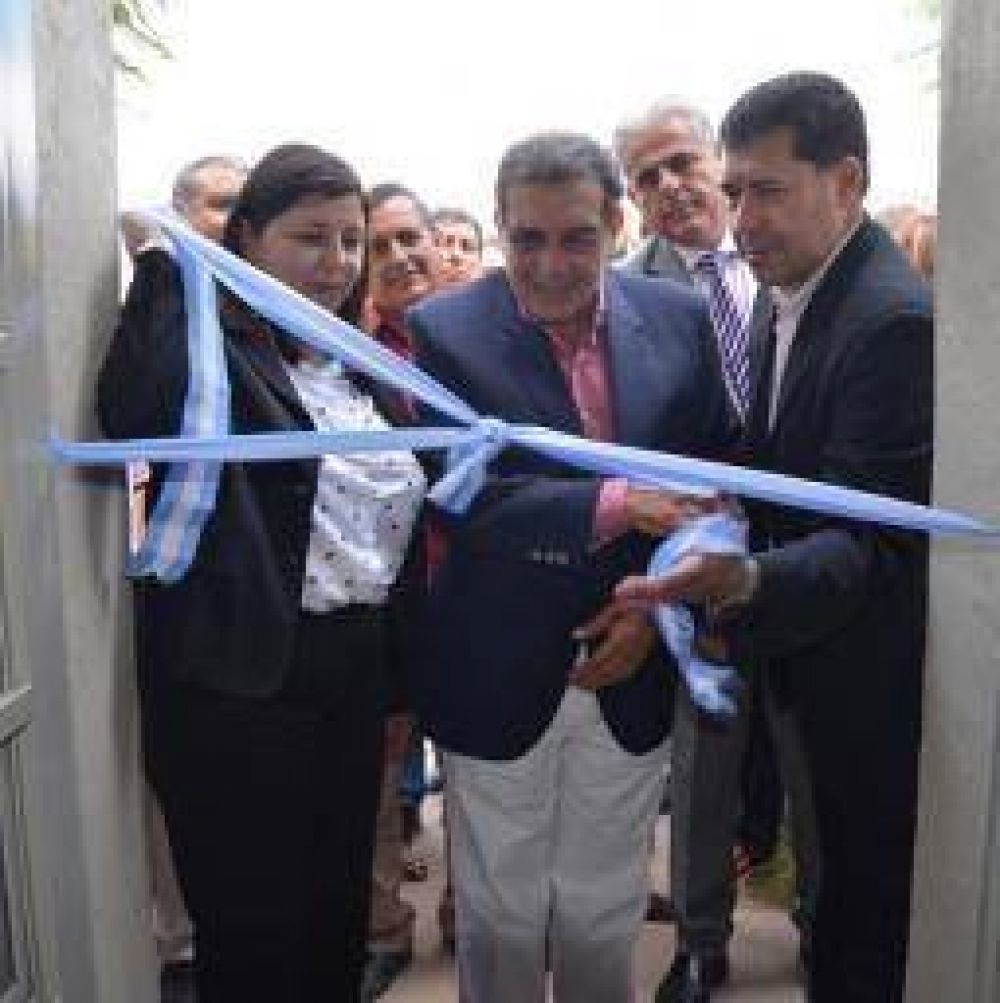 Beder proselitista: �Le pido a la gente que vote por Casas gobernador�