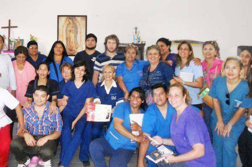 La prevenci�n del dengue se extiende a los barrios