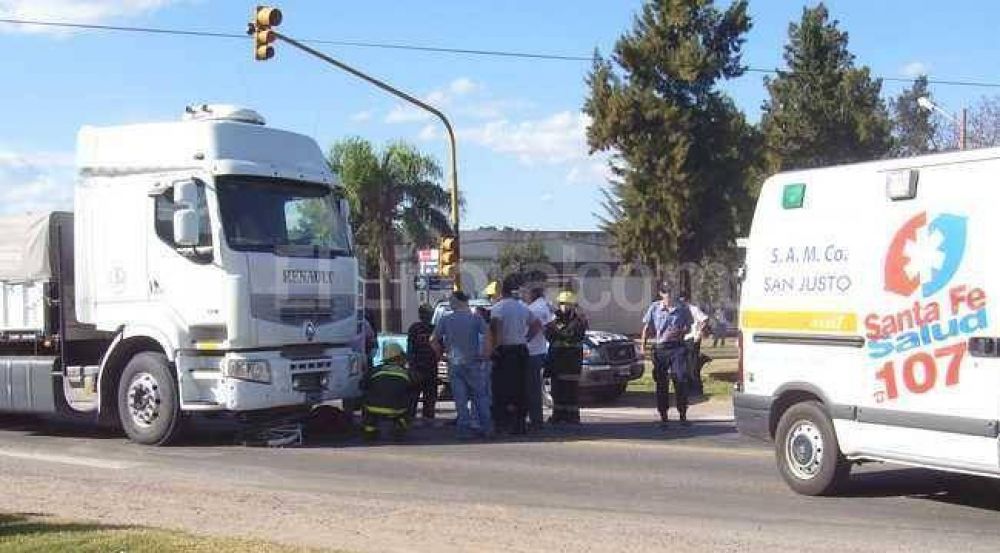 Una joven muri� atropellada por un cami�n