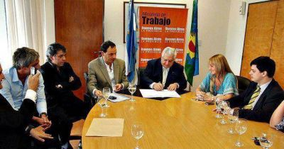 Bruera otorgar�a a los trabajadores municipales un aumento del 35 por ciento