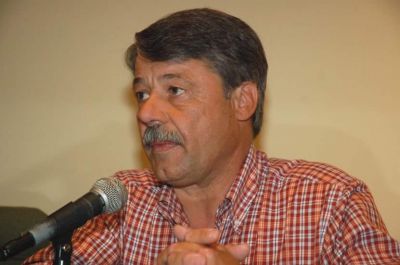 Font renunci� a la presidencia del Comit�
