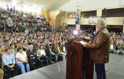 Peralta pidi� a los cargos pol�ticos trabajar bien porque eso �tambi�n es militancia�