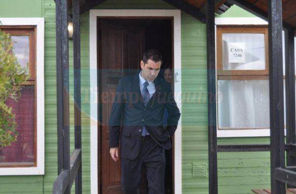 Allanaron la vivienda particular del Juez Ochoa