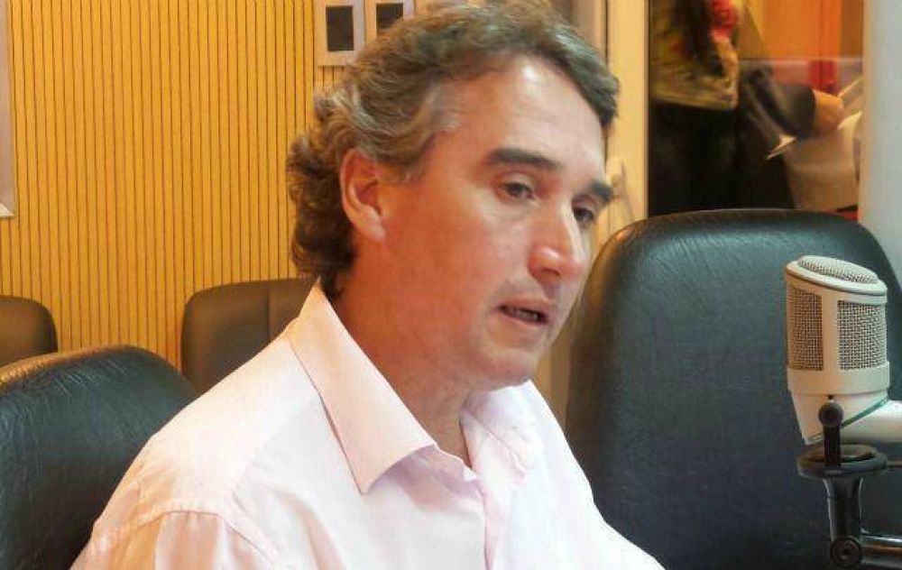 Colombo dijo que en 90 d�as habr� comicios en Villa Allende