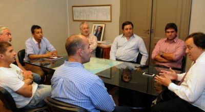 Ferr� y Manino recibieron a concejal miramarense que renunci� al massismo