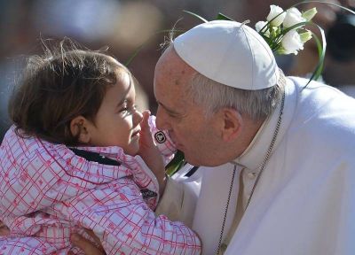 Francisco: una sociedad sin ni�os es triste y gris