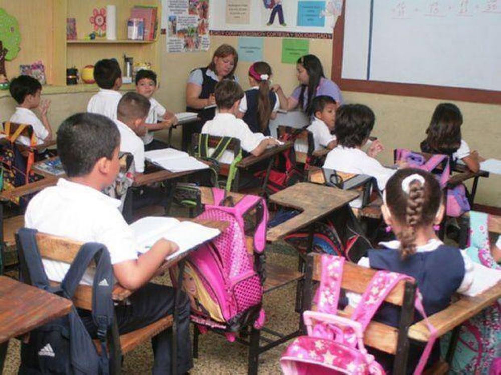 Buscan que los colegios privados ya apliquen la suba en la cuota de abril