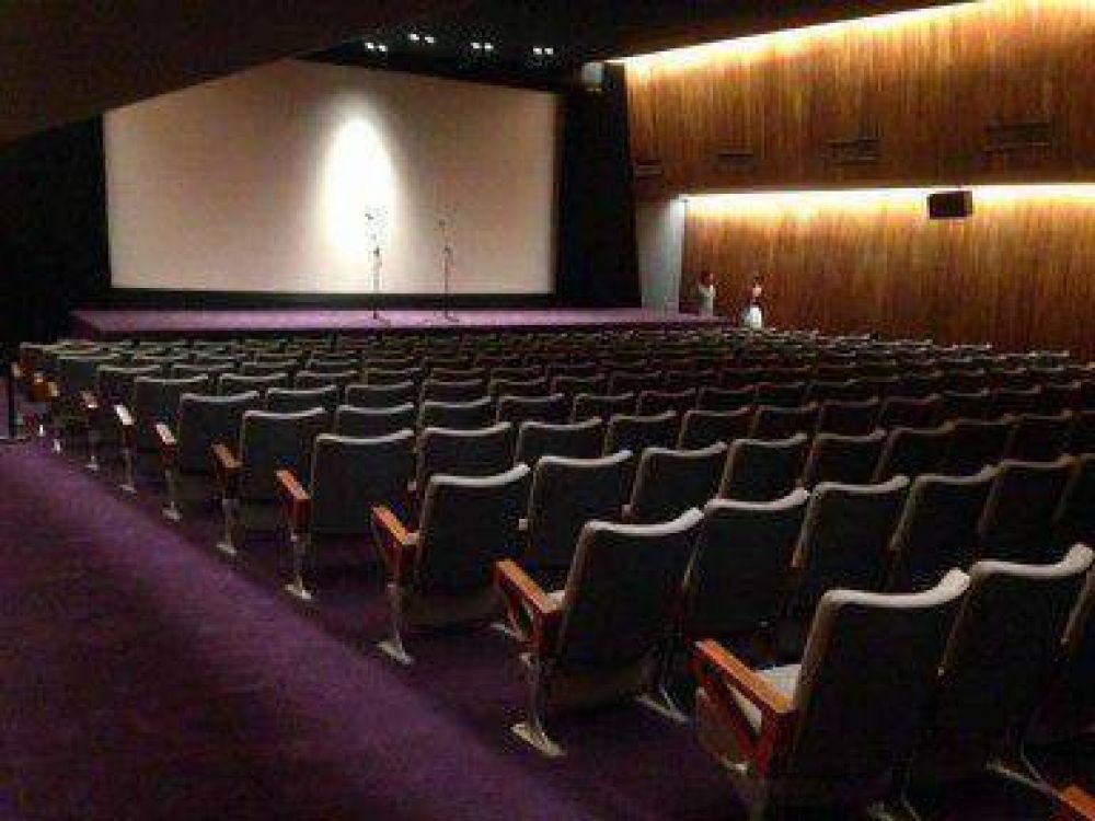 Reabri� la Sala Lugones