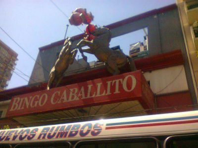 Ciudad y Casa Rosada se pelean por los bingos porte�os