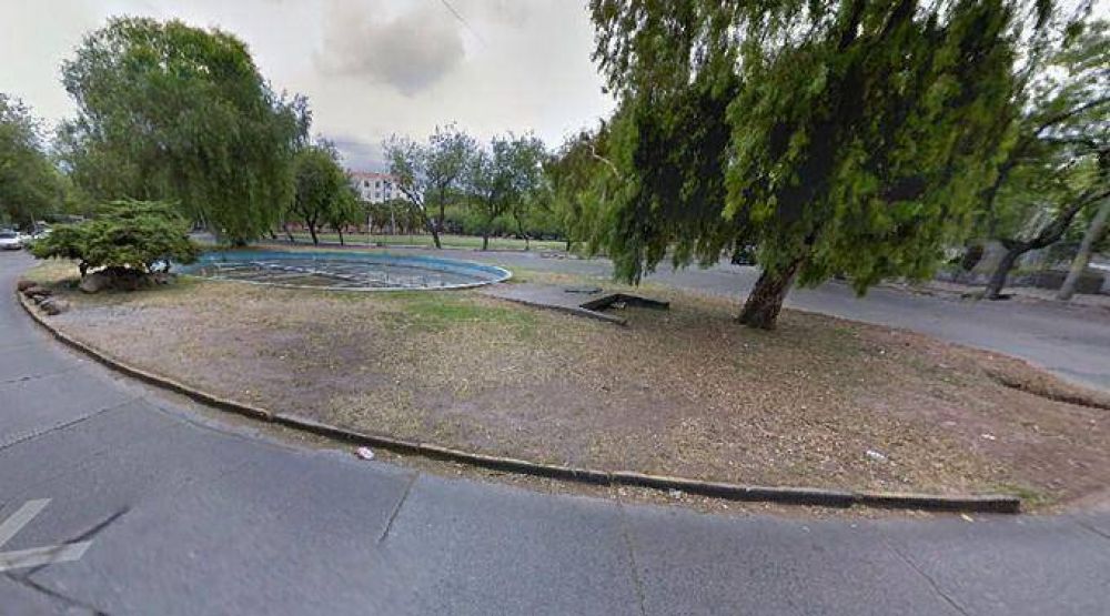 Custodio de P�rez tuvo un accidente a metros de Casa de Gobierno