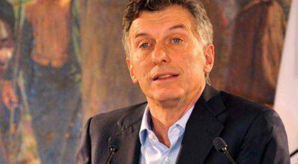 Dos diputados de la 6� y un senador que asumi� por la 4� al PRO: los present� Macri
