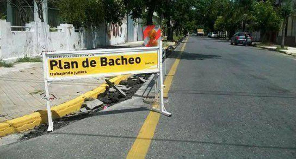 El Plan Integral de Bacheo avanza en barrio Transporte