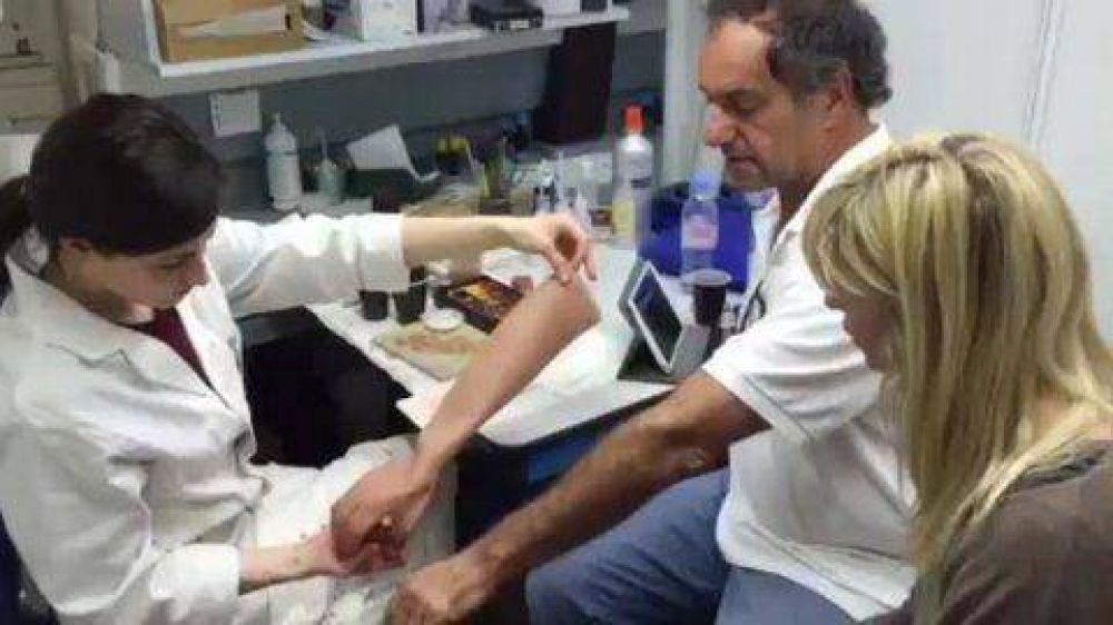 En campaa: Scioli pone 'a punto' su brazo para la pelea electoral