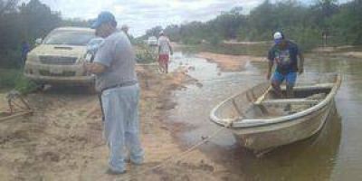 La crecida del r�o Bermejo ya a�sla a familias del Oeste formose�o