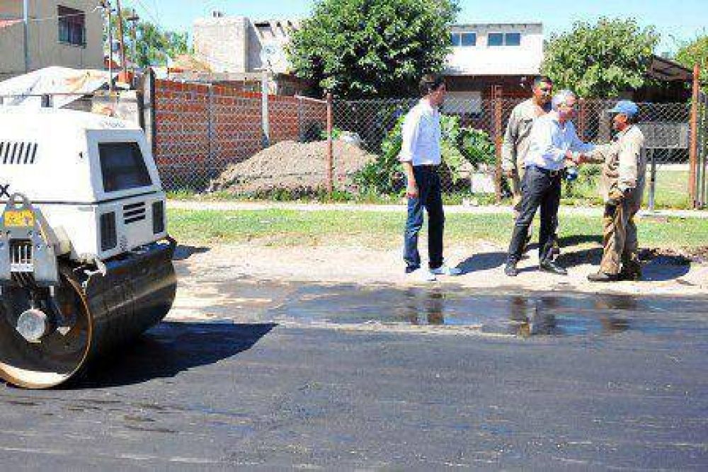Julio Zamora supervis� las obras realizadas en Troncos del Talar 