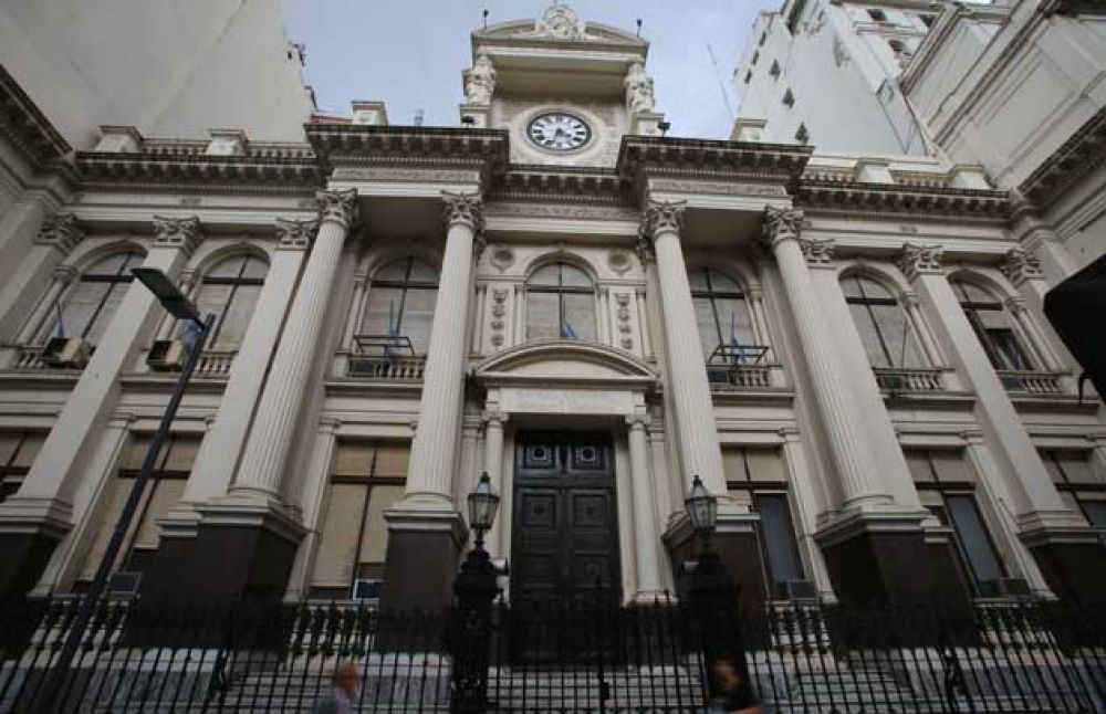 La suba del d�lar este a�o ya duplica la de los tres �ltimos meses de 2014