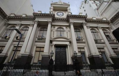 La suba del d�lar este a�o ya duplica la de los tres �ltimos meses de 2014