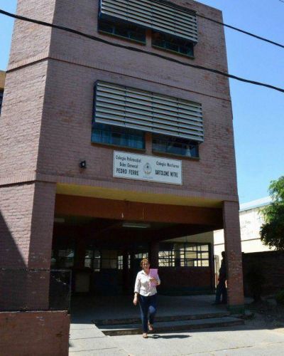 Colocar�n tableros de luz a nuevo en instalaciones del Colegio Ferr�