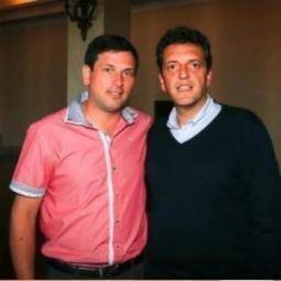 Bordagaray rompi� con Fuerza C�vica y se lanza a la Gobernaci�n